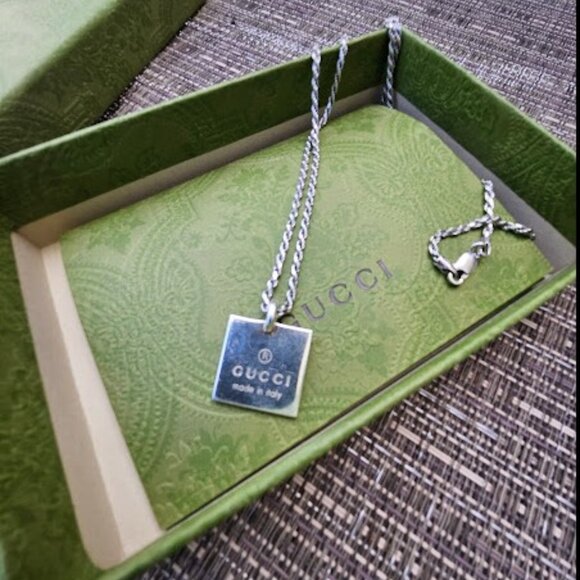 Gucci Silver Pendant Necklace 20” - Picture 3 of 6